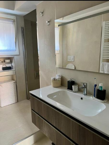 Cozy One Bedroom Apartment In Milano, Brera Экстерьер фото
